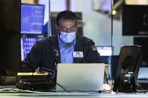 Giao dịch chứng khoán khối ngoại ngày 18/2: Tiếp tục mua ròng gần 600 tỷ đồng, tâm điểm là HPG